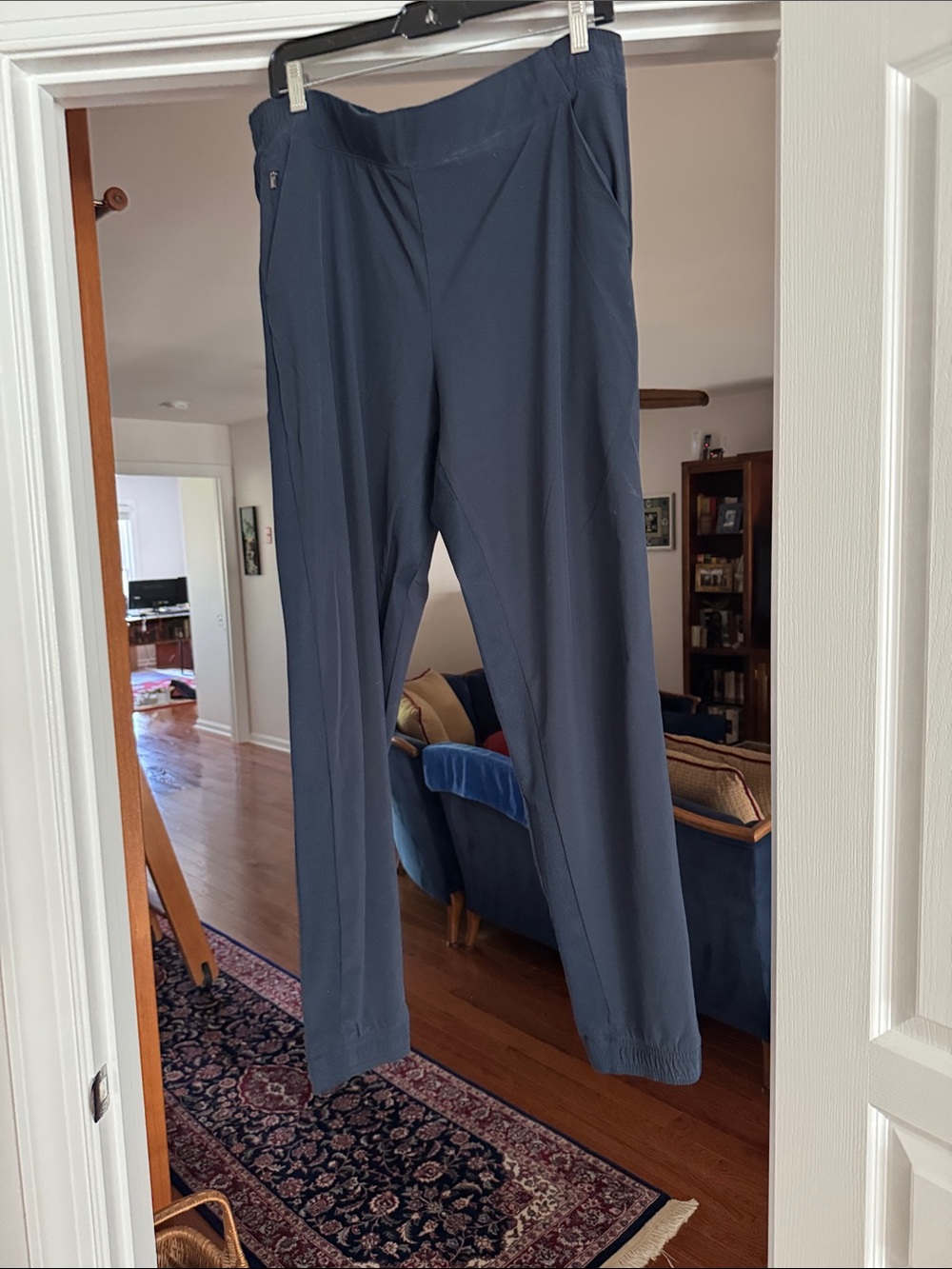 Athleta Women's Blue  pants with Slim Silhouette, size 16T